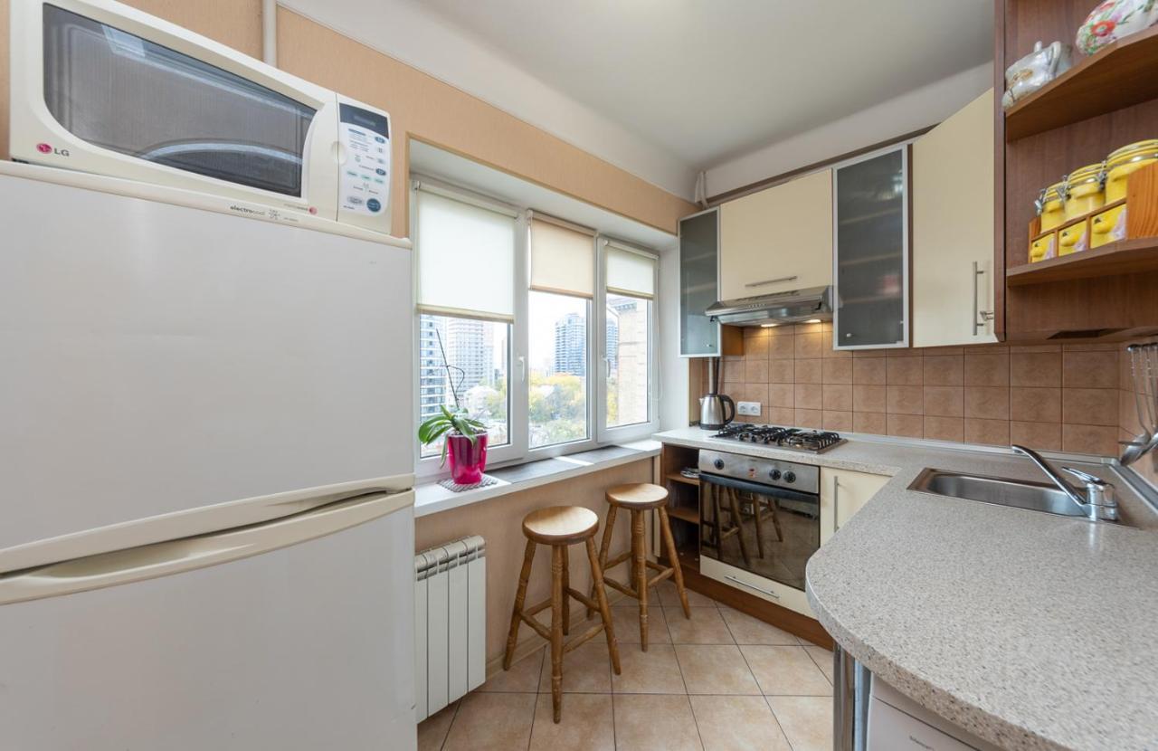 1 Bedroom Apart Near Metro Pecherska Kiev Eksteriør billede