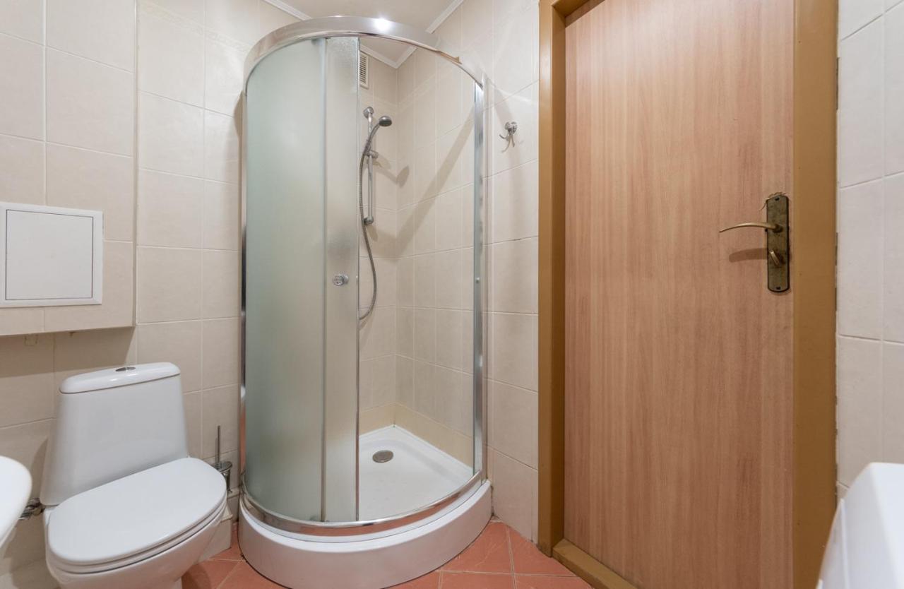 1 Bedroom Apart Near Metro Pecherska Kiev Eksteriør billede
